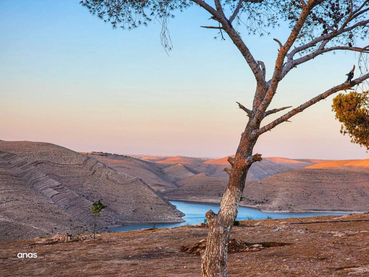Hotel Wadi Al-Wala View Camp Madaba Exterior foto